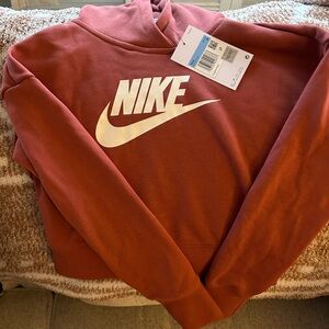 NWT Girls/teens cropped Nike